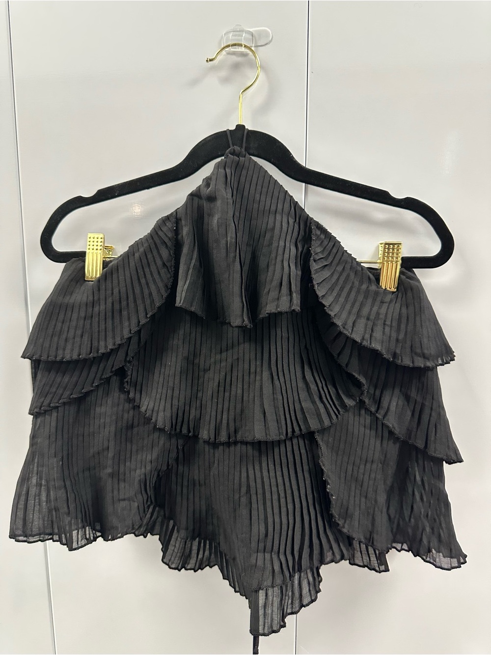 ZARA Black Pleated Ruffle Halter Top Open Back Tiered Layered Size Medium